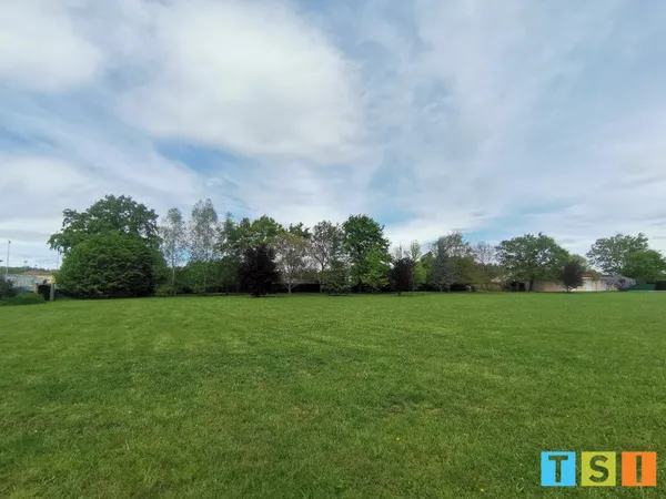 Terrain 3900 m²