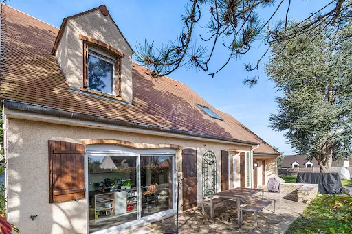 Maison 8 pièces 204 m²