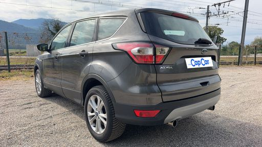Ford Kuga 2.0 TDCI 150 - Titanium – 2017 – 140083 km – Diesel – Boîte Manuelle — photo 32