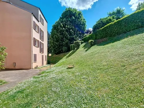 T2 dans résidence verdoyante
