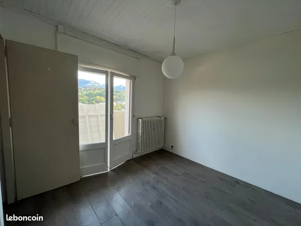 Appartement à louer 1 pièce 10.43m²