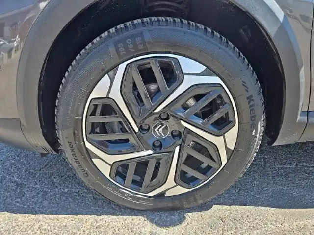 Citroën C4 puretech 155 s&amp;s eat8 — photo 11