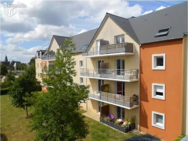 Appartement T2 PLERIN Centre, Calme, parking privé, balcon