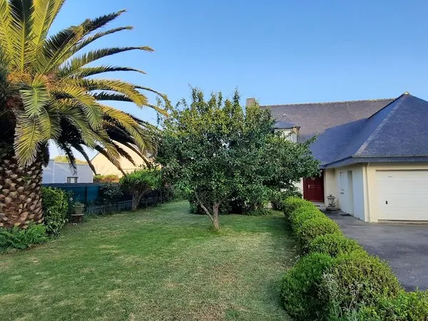 Maison sur grand jardin de 1077 m2