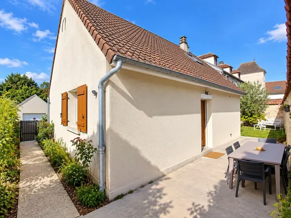Maison traditionnelle 5 pièces à vendre à Chaumontel - 289 000 €