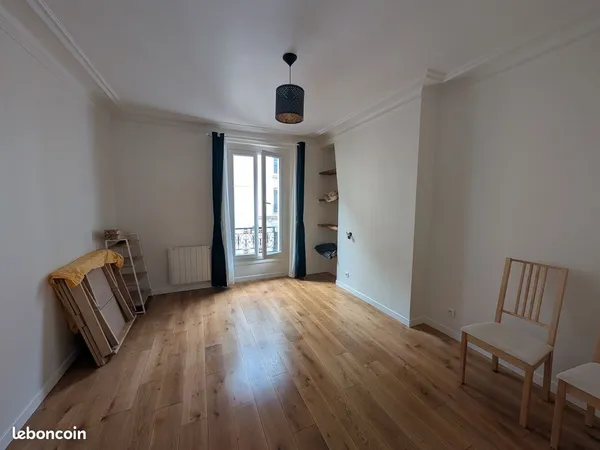 Appartement 2 pièces meublé — Métro Voltaire (75011)