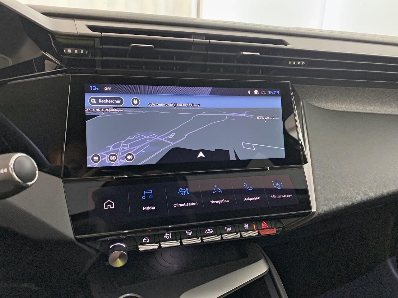 Peugeot 408 electrique 58 kwh 210 ch allure — photo 14