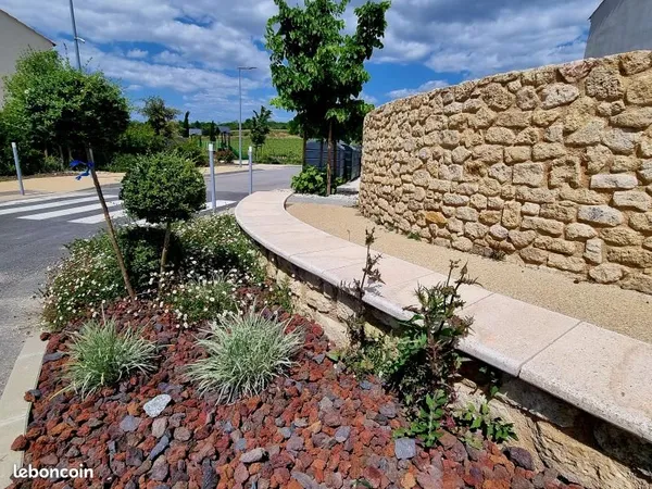 Terrain 340 m² Montagnac