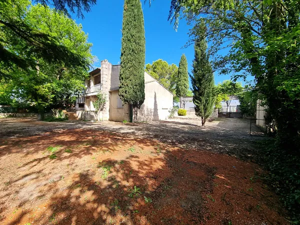 Maison 8 pièces 190 m²