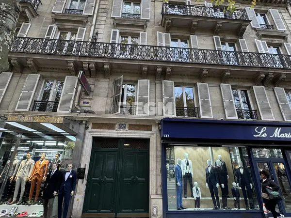 Bureaux 159 m² Paris