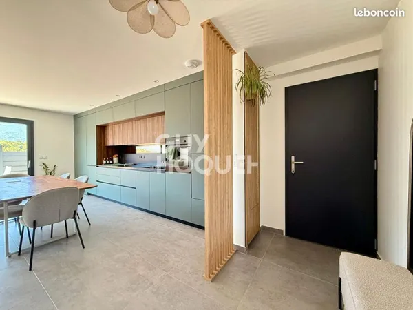 Maison 4 pièces 93 m²