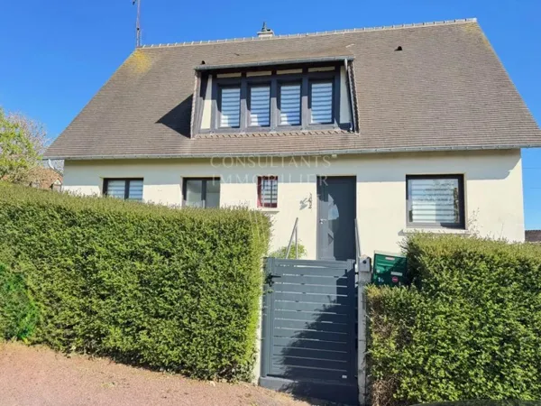 TROUVILLE - DEAUVILLE - TOUQUES - MAISON 7PP -SOUS-SOL - JARDIN