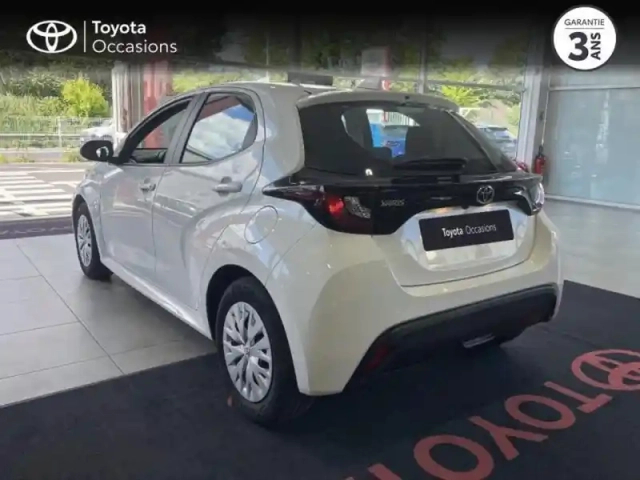 Toyota Yaris 120 vvt-i dynamic business 5p mc24 — photo 2