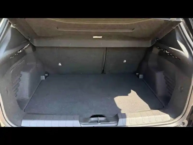 Jeep Avenger 1.2 turbo t3 100ch altitude — photo 5