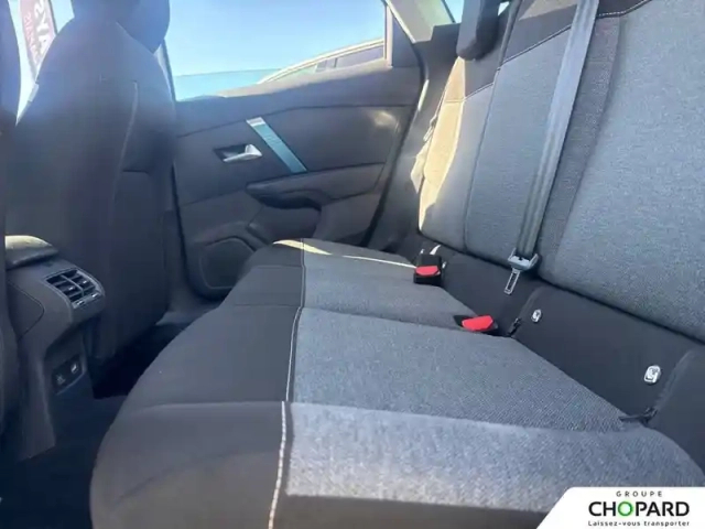 Citroën C4 e- 136 ch automatique — photo 11