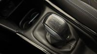 Peugeot 2008 1.2 PureTech 82ch E6.c Signature S&S — photo 27