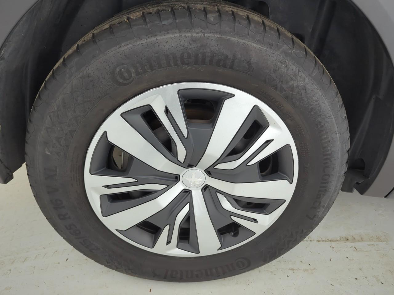 Peugeot 2008 electrique 136 ch active pack — photo 19