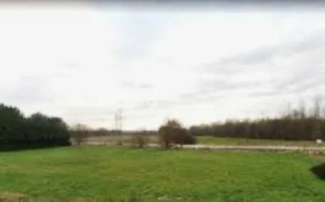 Terrain constructible 651 m²