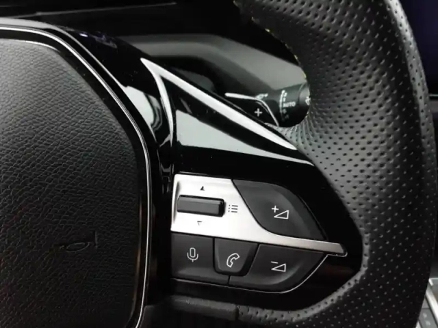 Peugeot 308 puretech 130ch s&amp;s eat8 — photo 21