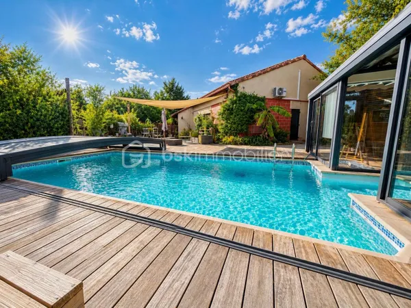 Maison 8 pièces 220 m²