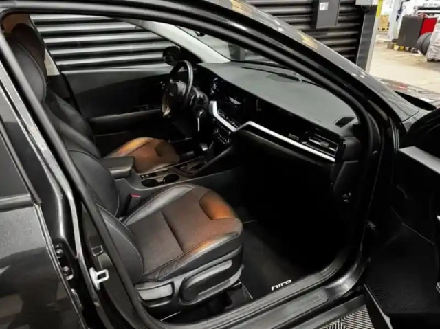 Kia Niro 1.6 gdi 105ch isg + plug-in 60.5ch active dct6 5cv — photo 10