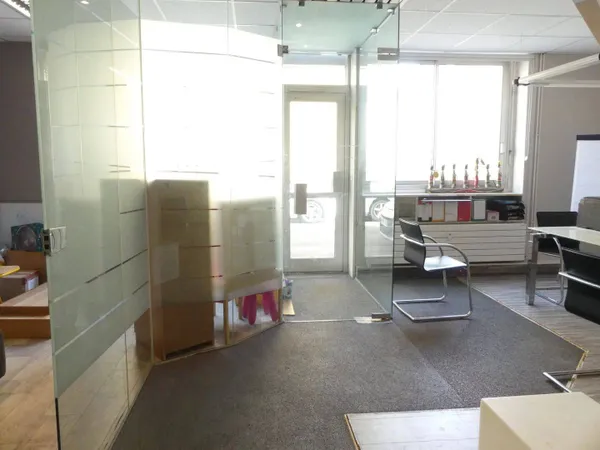 Local commercial 78 m²