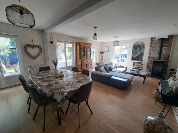 Maison 7 pièces 156 m²