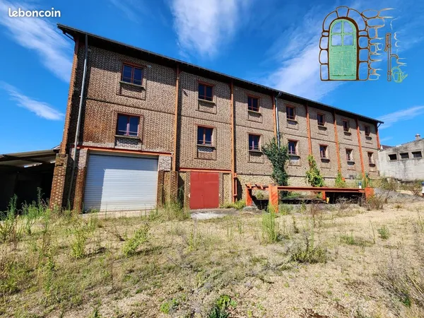 Maison 3 pièces 1800 m²
