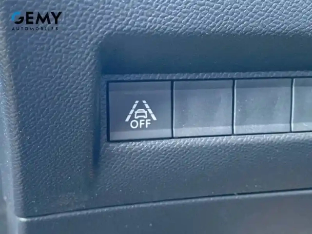 Peugeot 2008 moteur électrique 136 ch — photo 13