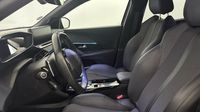 Peugeot 2008 1.2 PureTech 130ch S&S GT EAT8 — photo 12