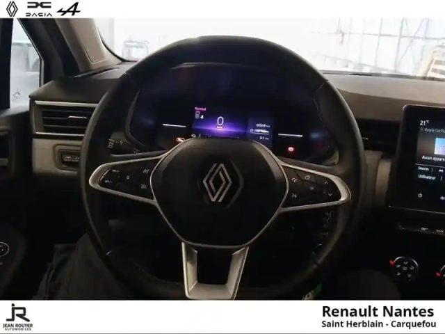 Renault Clio 1.0 tce 90ch evolution — photo 28