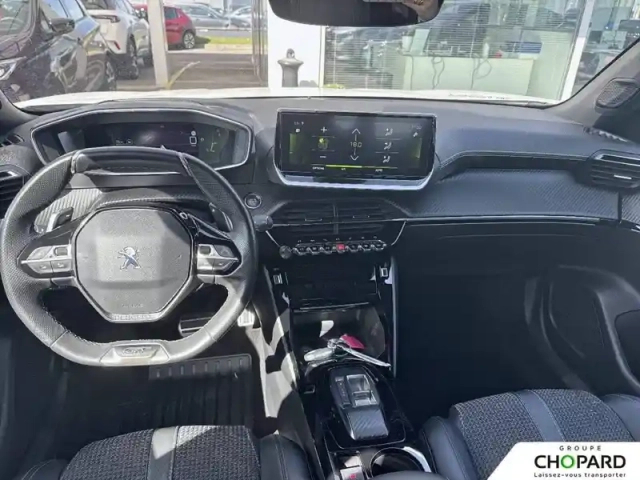 Peugeot 2008 puretech 130 s&amp;s eat8 — photo 12