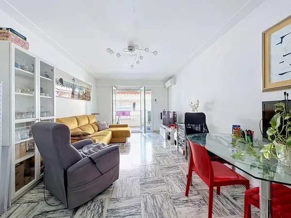 Nice Passy - Grand 2 pièces de 79 m² avec terrasse, résidence Rometti