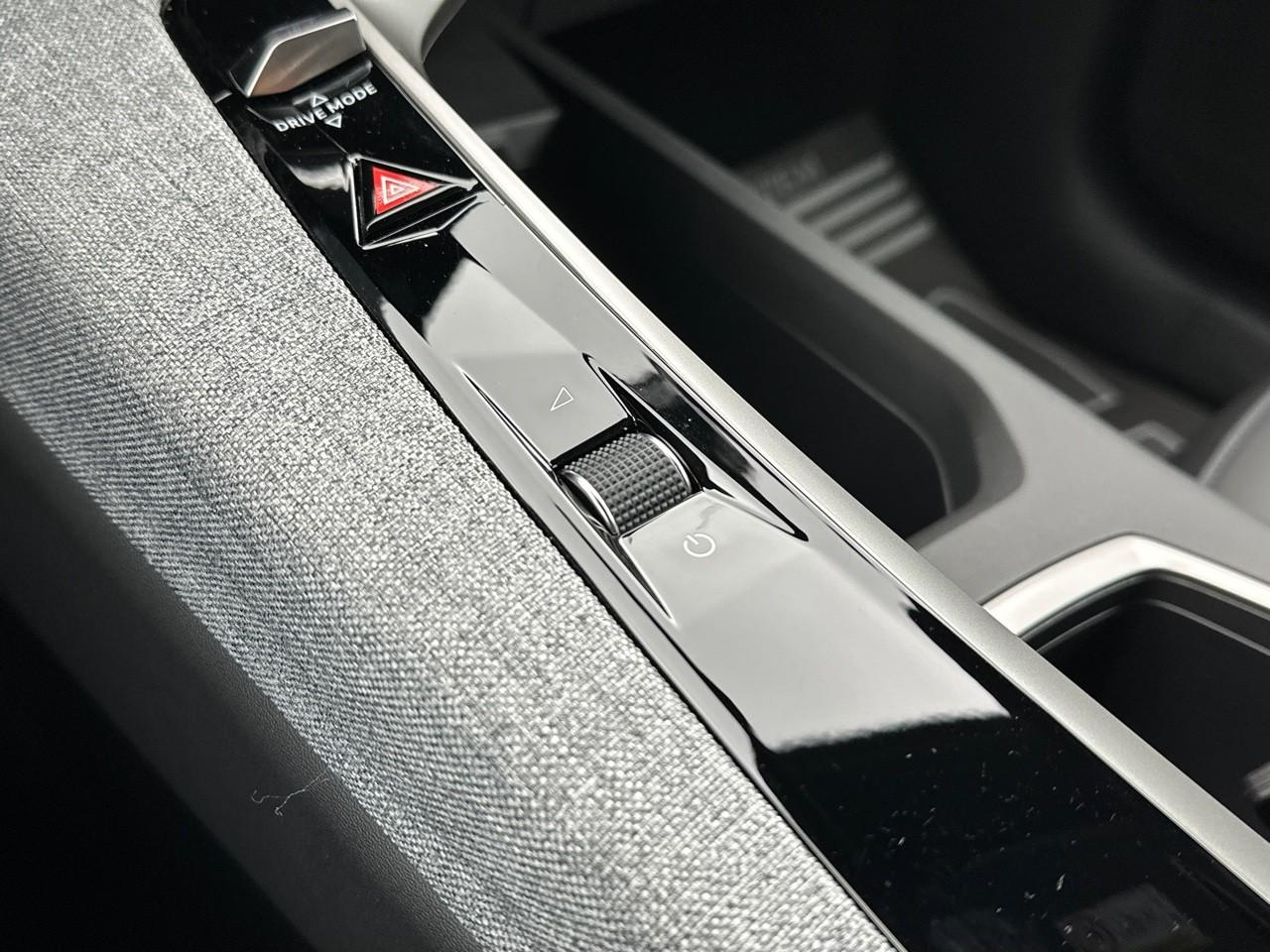 Peugeot 3008 hybrid 145 e-dcs6 allure — photo 31