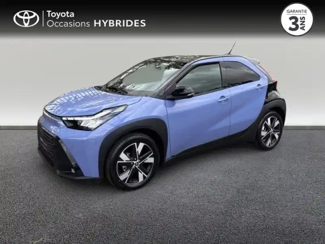 Toyota Aygo X 116h graphic