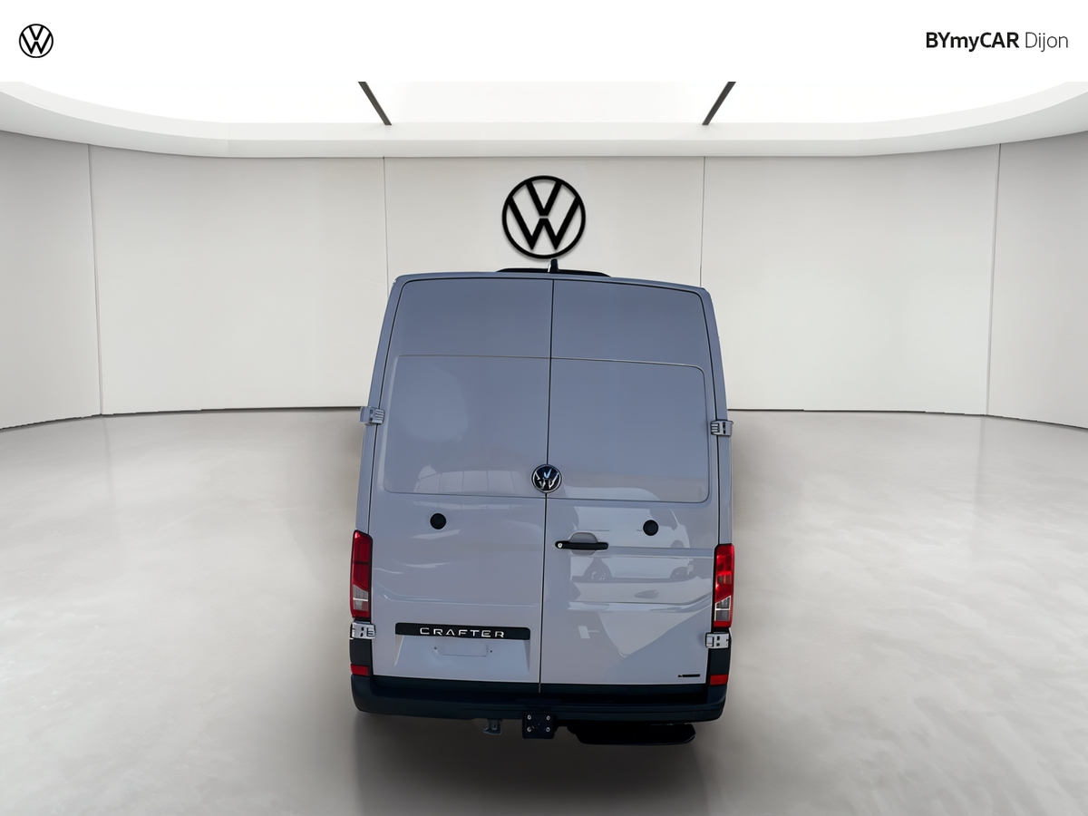 Volkswagen Utilitaires CRAFTER VAN 35 L4H3 2.0 TDI 177 CH BVA8 4MOTION — photo 4
