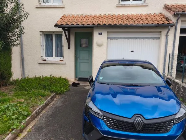 Maison a étage avec garage et Jardin