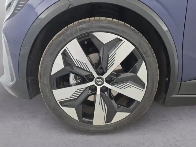Renault Megane e-tech 220 ch autonomie confort gsr2 — photo 21
