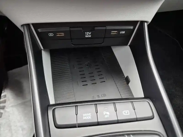 Hyundai I20 1.0 t-gdi 100 dct-7 hybrid 48v — photo 14