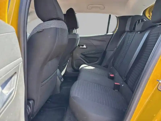 Peugeot 208 electrique 50 kwh 136ch — photo 12