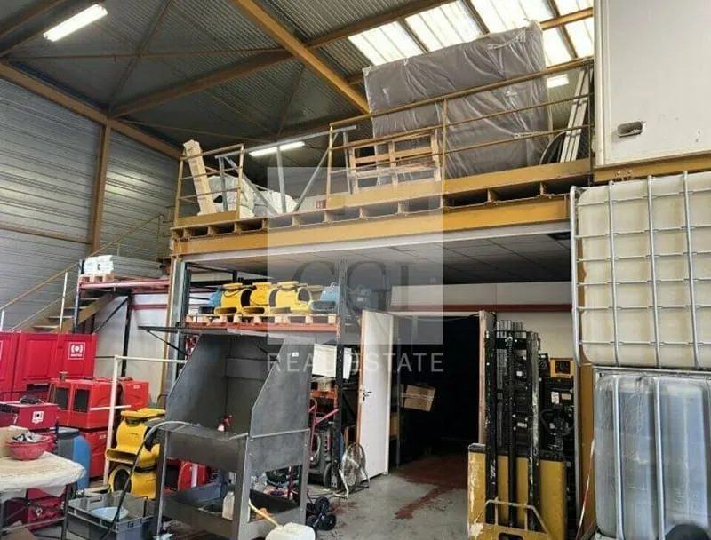 Photo 3