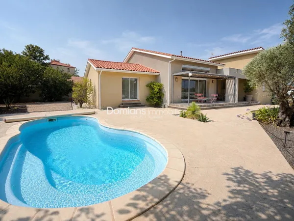 A VENDRE-SAINT JEAN LASEILLES-VILLA 4 FACES