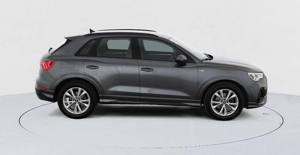 Audi Q3 — photo 9