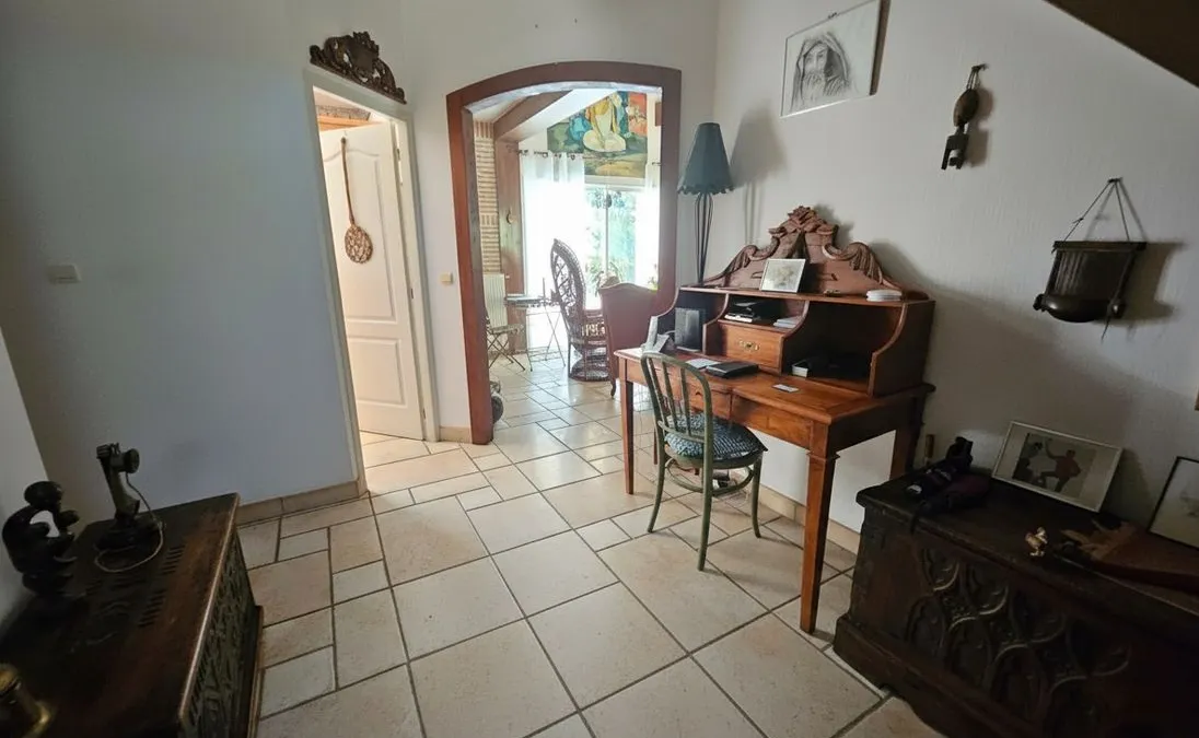 Photo 7