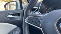 Renault Clio 1.6 E-Tech 140ch Intens -21 — photo 25