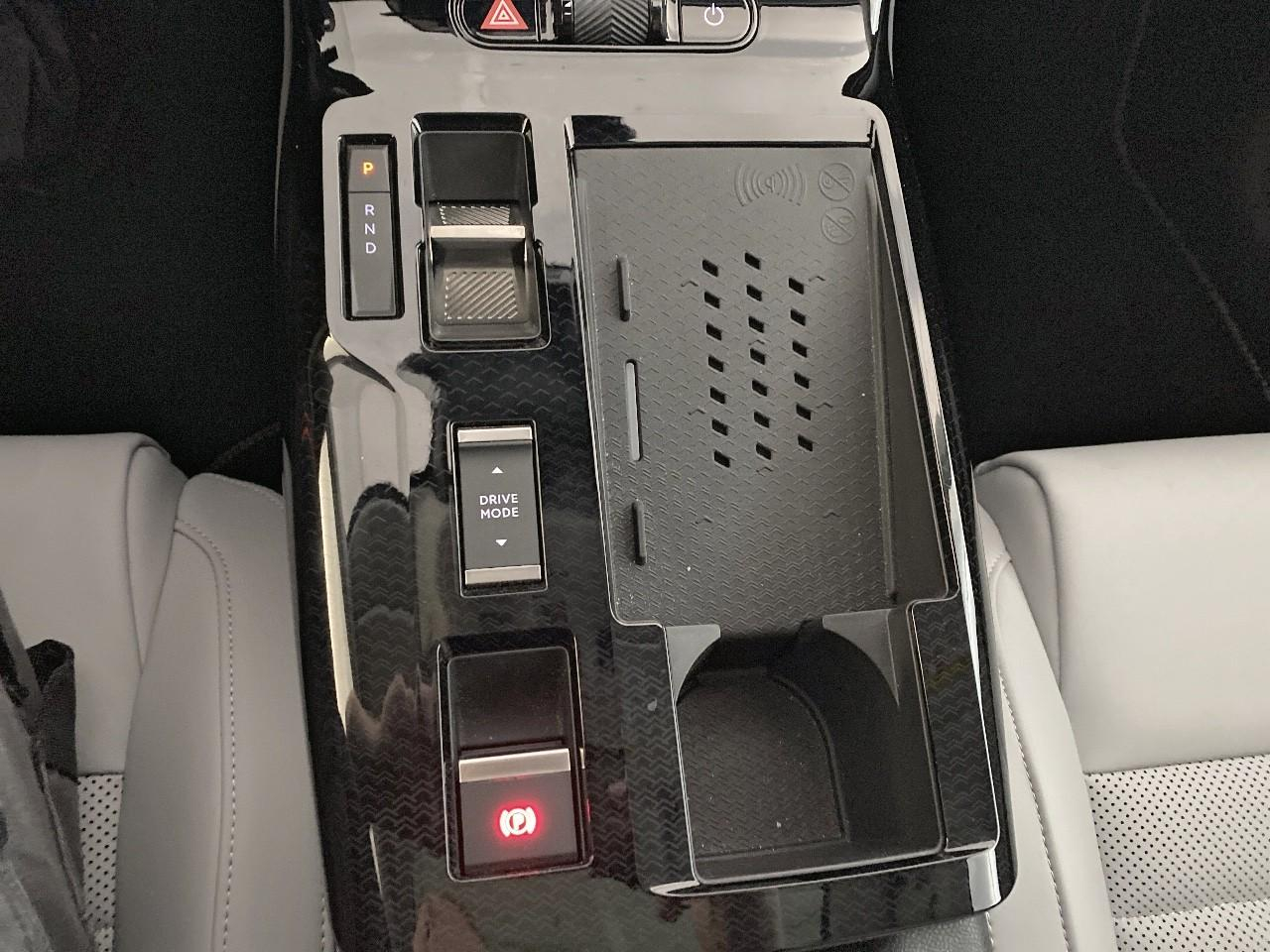 Citroën C5 Aircross e-c5 aircross 210 ch autonomie confort max — photo 17