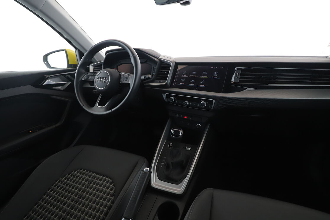 Audi A1 allstreet 35 TFSI S Tronic 7 — photo 12