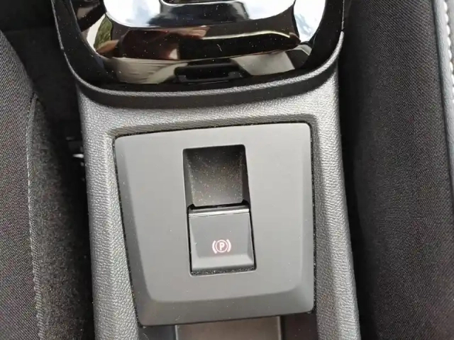 Citroën C3 hybride 110 ch automatique — photo 15