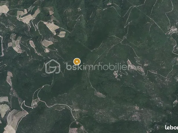 Terrain 18 240 m² Vieussan
