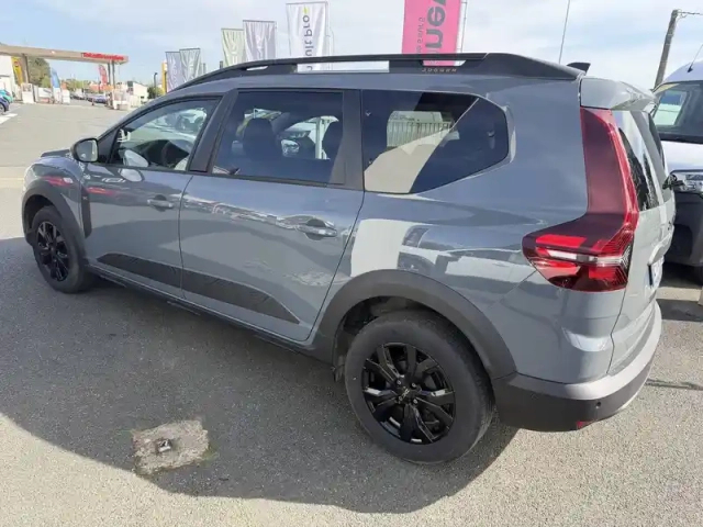 Dacia Jogger eco-g 100 7 places gsr2 — photo 2